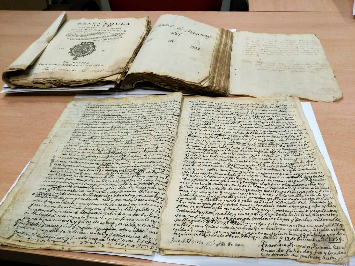 Digitalizar los documentos históricos